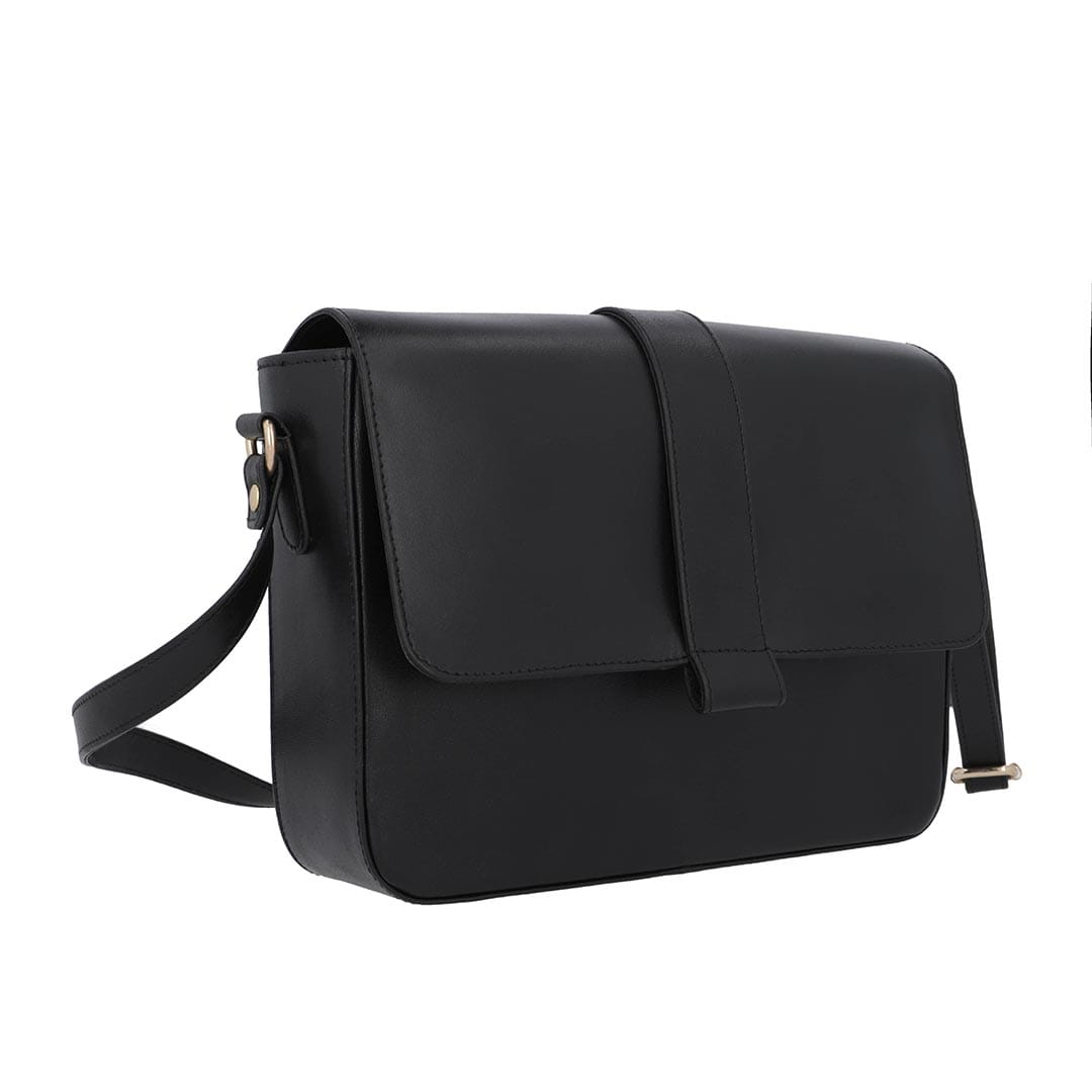 Faris Leather Shoulder Bag – nappa leather shoulder bag