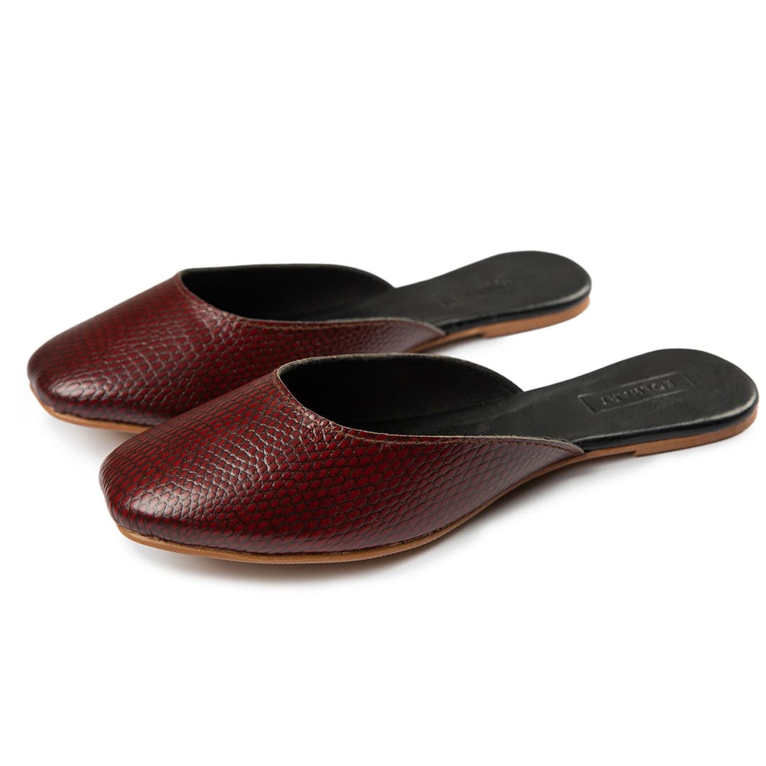 Kabir Maroon Leather Mule – for casual, evening, festive wear