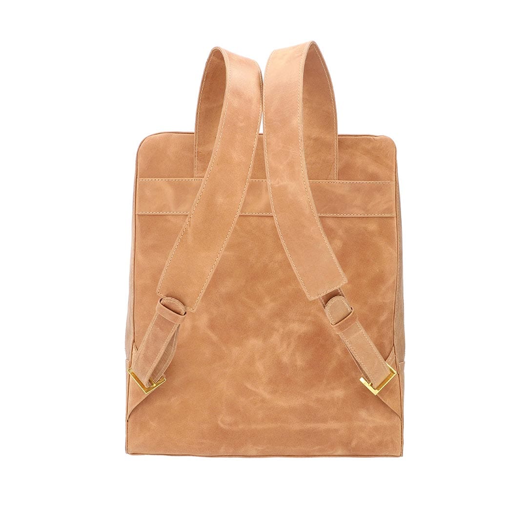 Hazel Leather Single Zip Backpack – single zip fastening