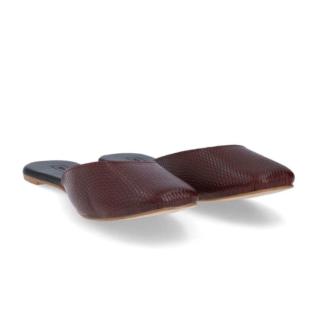 Kabir Maroon Leather Mule – available in UK sizes 6–13